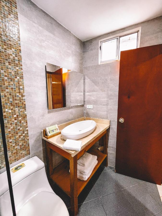 Hotel Radoa El Banco  Bagian luar foto