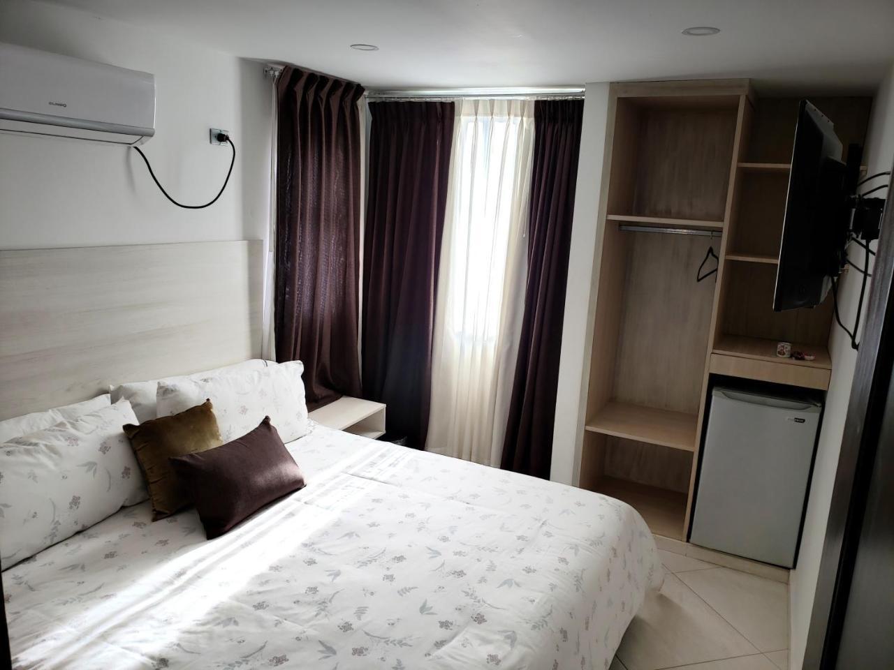 Hotel Radoa El Banco  Bagian luar foto