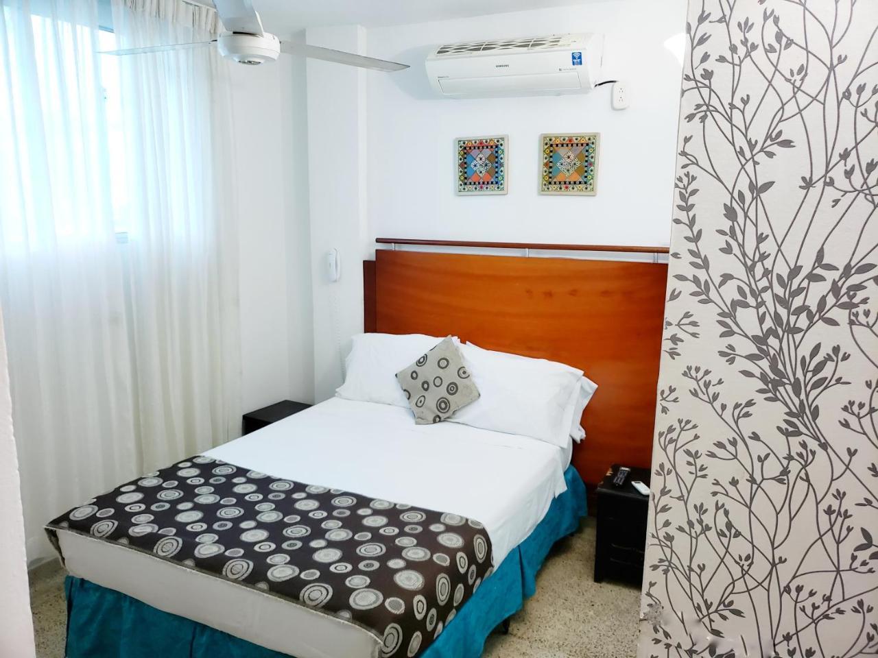 Hotel Radoa El Banco  Bagian luar foto